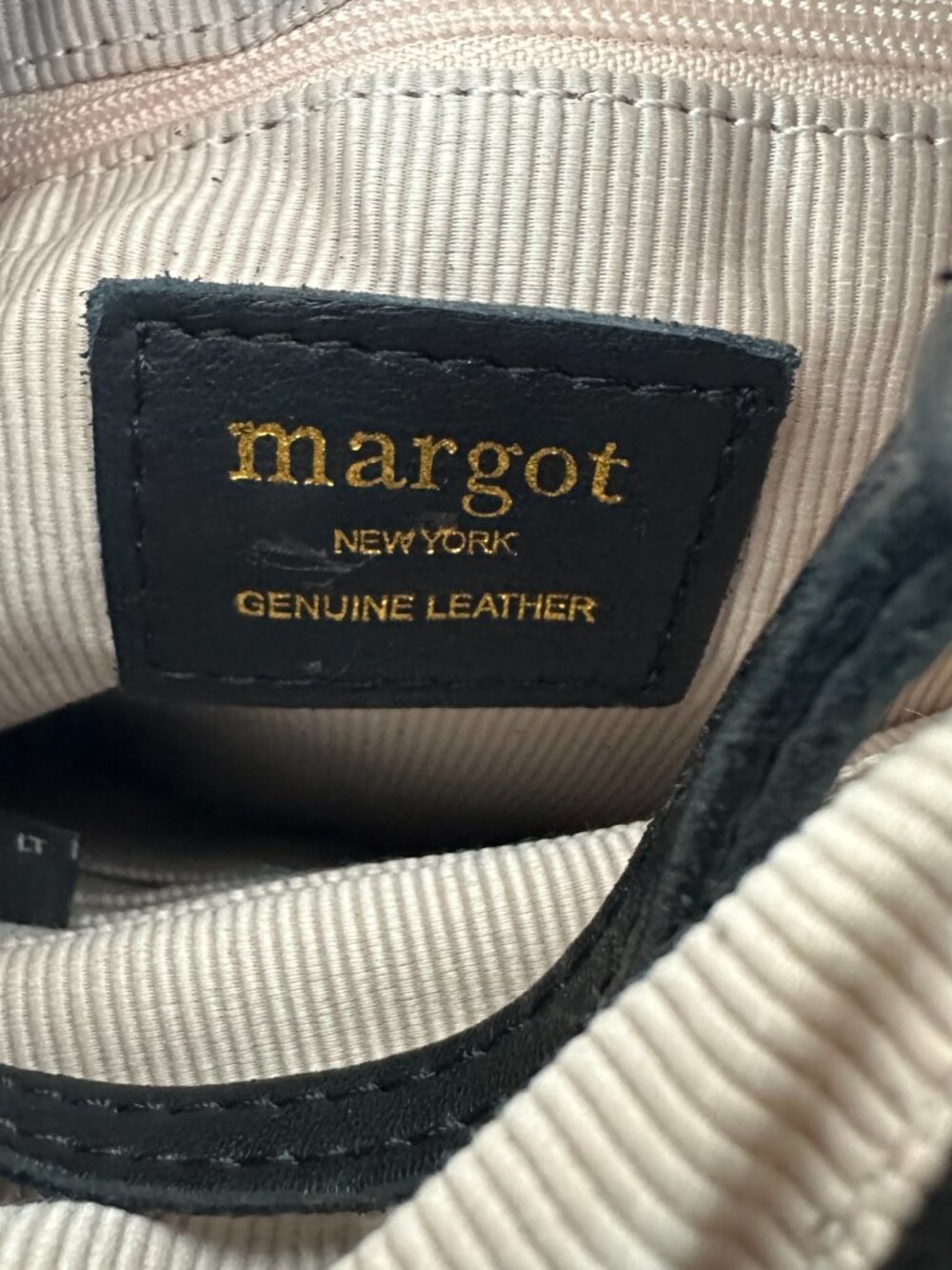 MARGOT NEW YORK 100% GENUINE LEATHER CROSSBODY SPLIT POCKET BAG IN BLACK - Picture 3 of 11